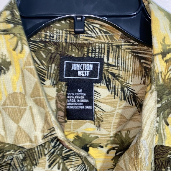 Junction West Men's Palm Tree Print Button Front Short Sleeve Shirt Size medium - Picture 3 of 4